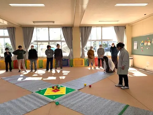 ひたちなか・ボランティア連絡協議会 交流会を開催(オーバルボール体験)の様子